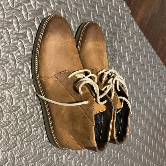 Clarks Chukka boots - Picture 2 of 3